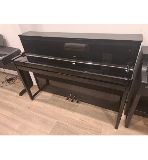 Yamaha NU1x (2022) - Occasion