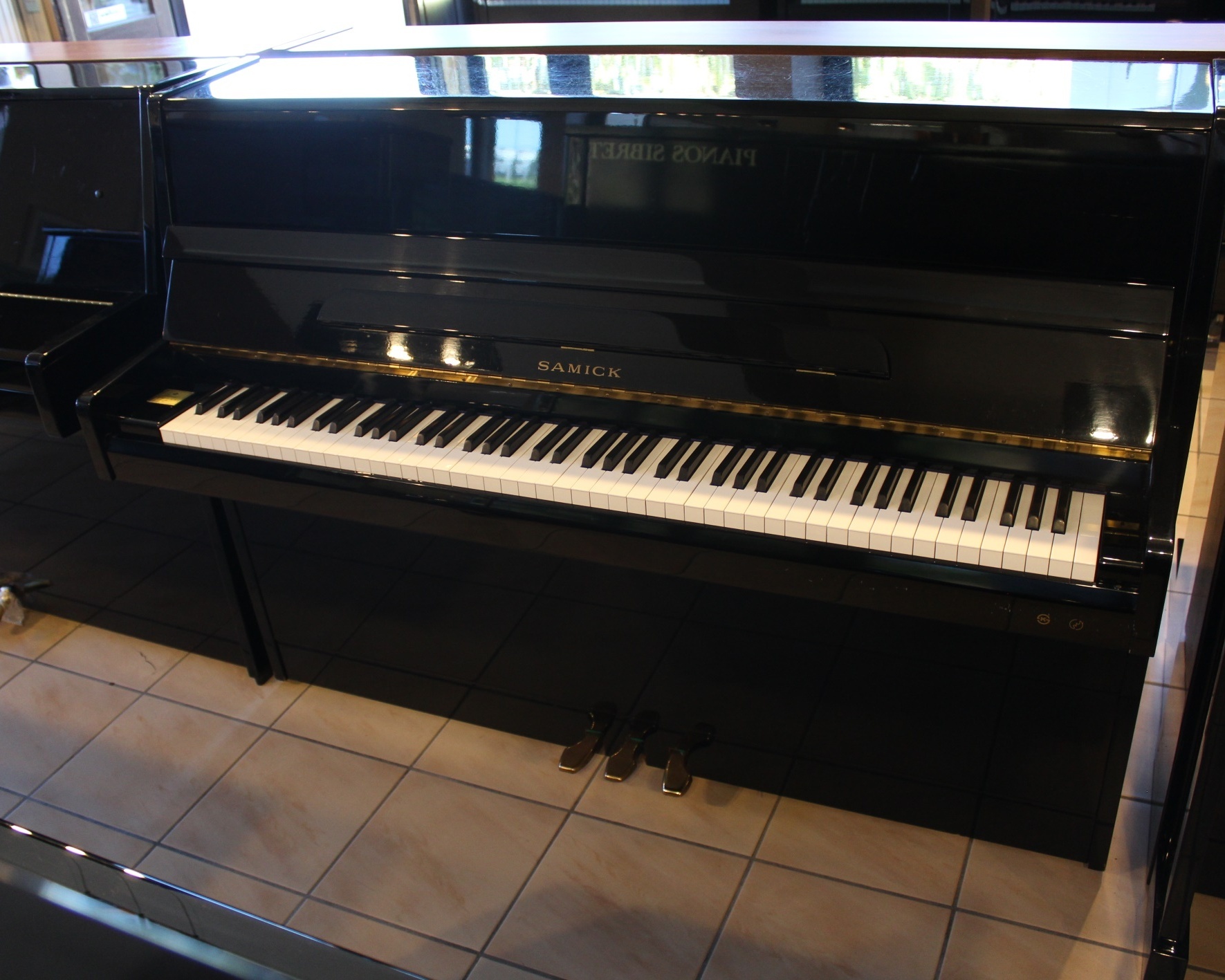 samick piano model su 108m samick piano model su 108m